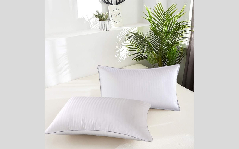 Win a pack of luxury pillows Cosmopolitan Competitions