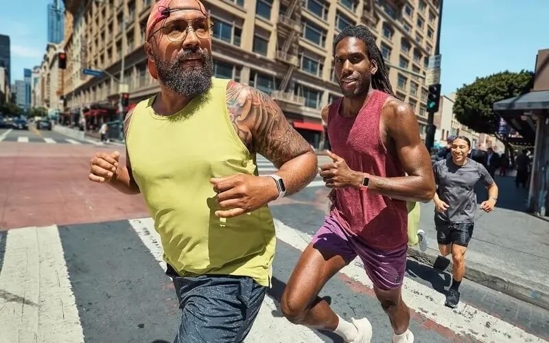 Win a FitBit Charge 6 Runners World Competitions